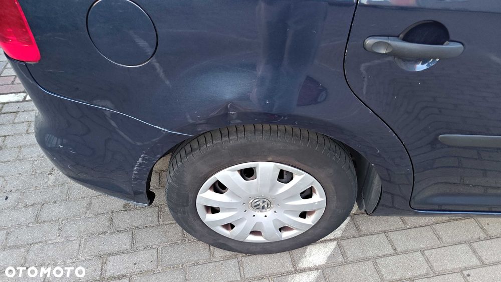 Volkswagen Touran - 14