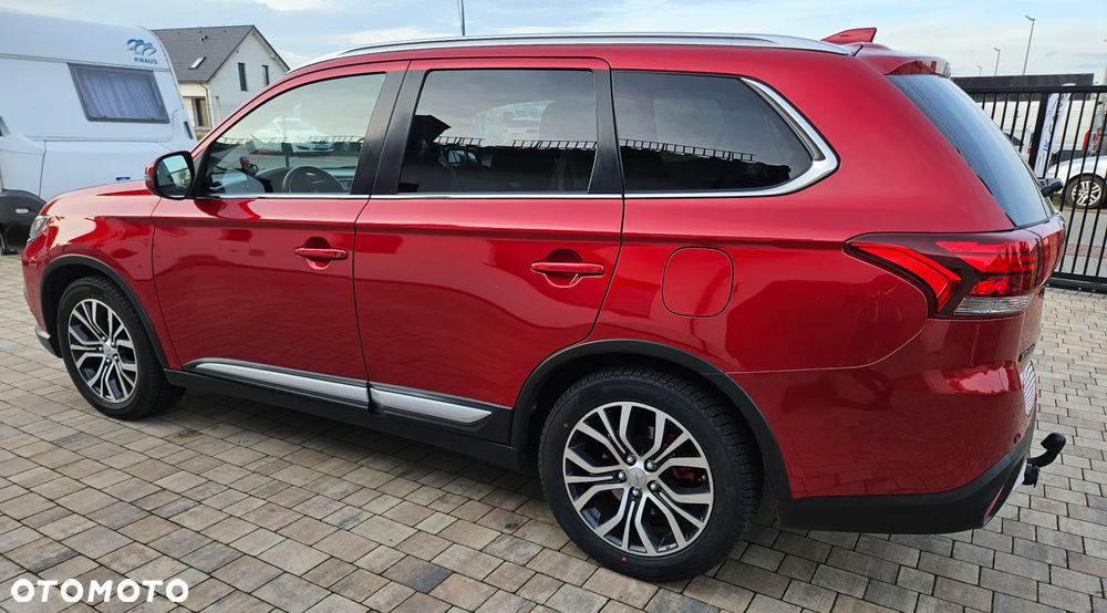 Mitsubishi Outlander 2.0 Intense Comfort 4WD CVT - 3