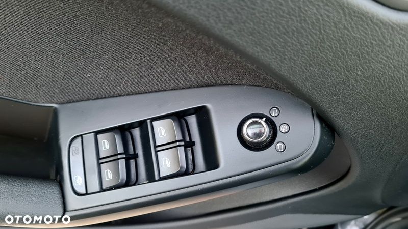 Audi A4 Avant 2.0 TDI - 34