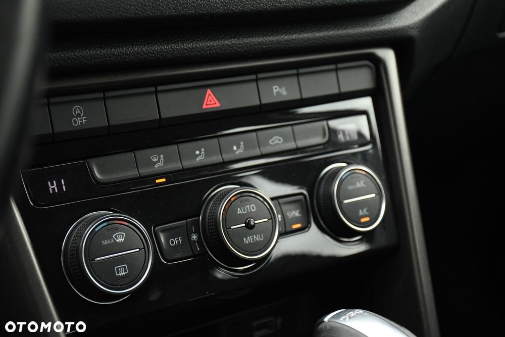 Volkswagen T-Roc 2.0 TDI SCR 4MOTION DSG ACTIVE - 31