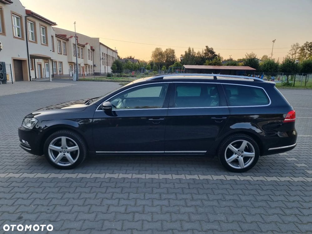 Volkswagen Passat Variant 2.0 TDI 4Motion DSG BlueMotion Tech Exclusive - 6