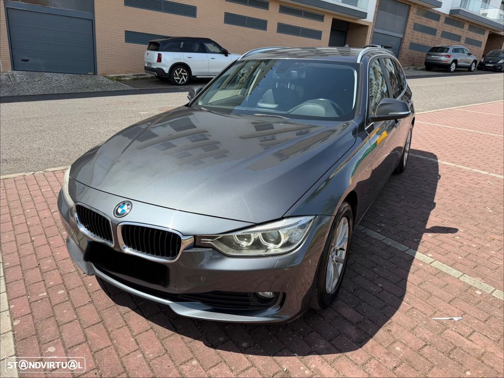 BMW 320 d Auto Line Luxury - 1