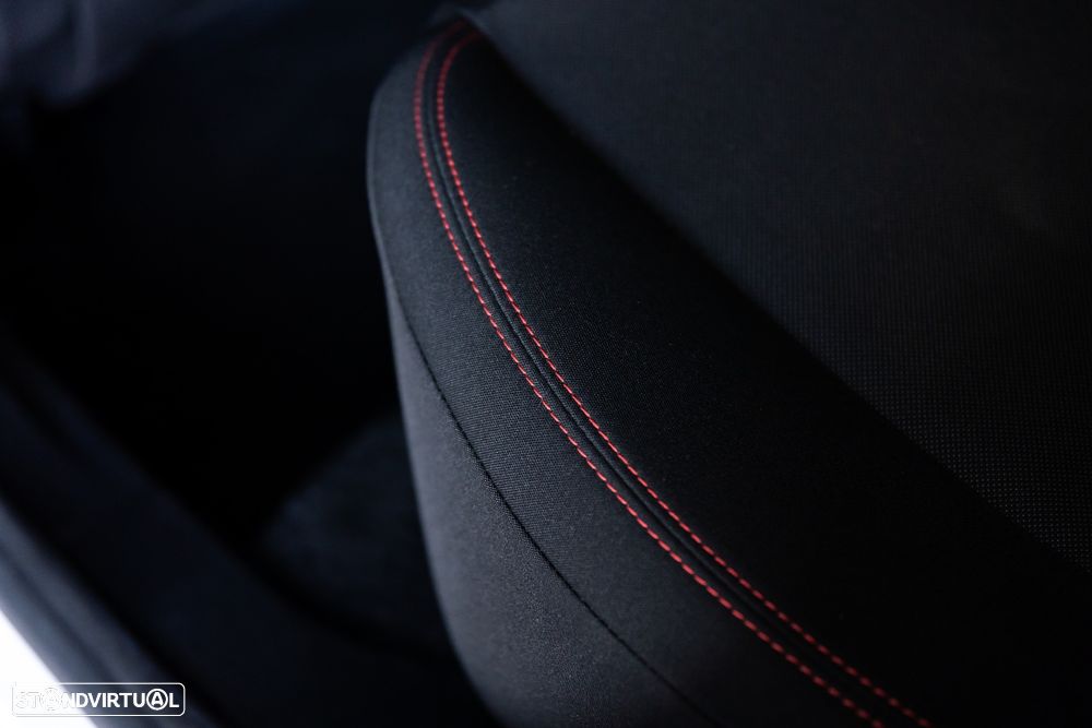 Ford Fiesta 1.0 EcoBoost Hybrid S&S ST-LINE - 13