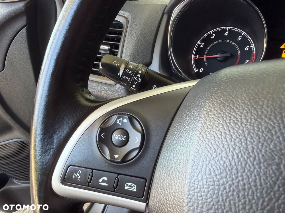 Mitsubishi ASX - 25