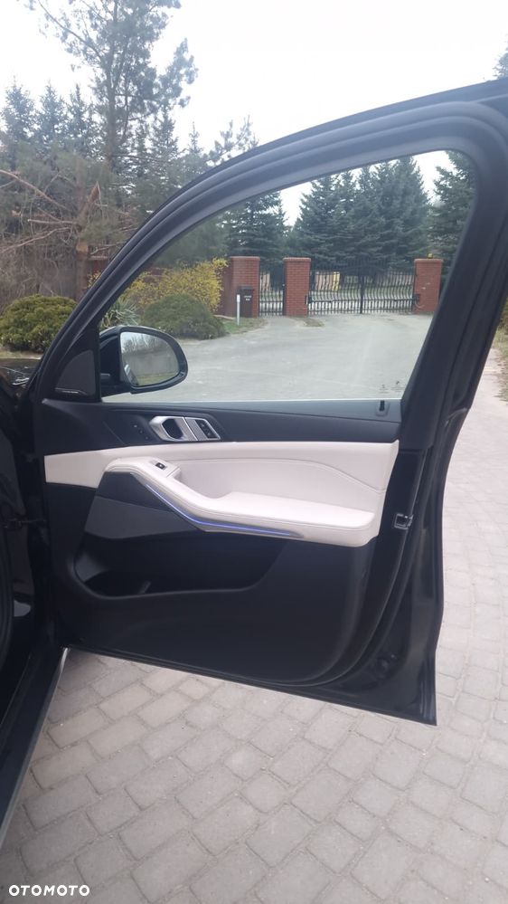 BMW X5 xDrive40i - 17