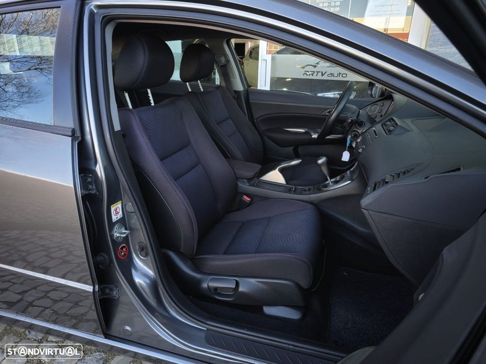 Honda Civic 1.4 i-VTEC Sport - 22