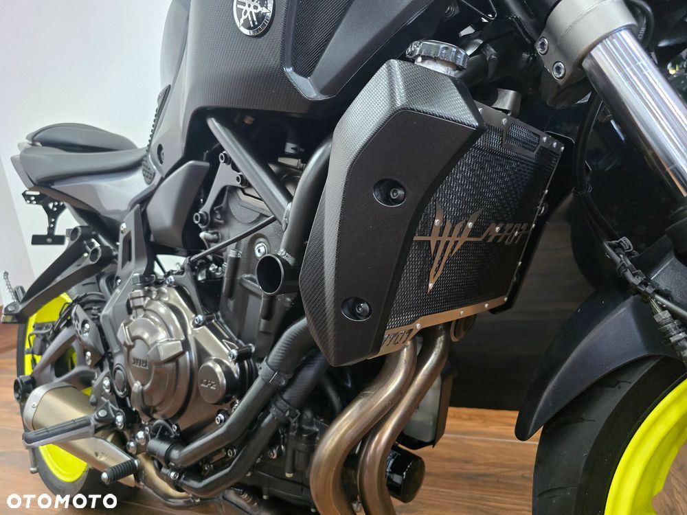 Yamaha MT - 21
