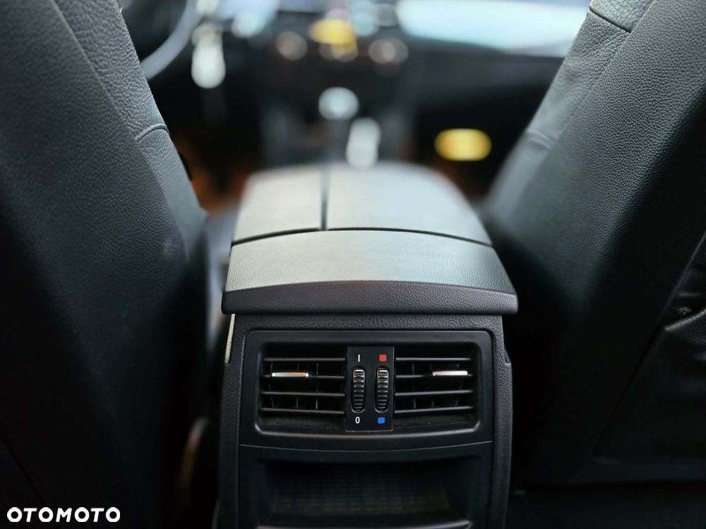 BMW Seria 5 - 25