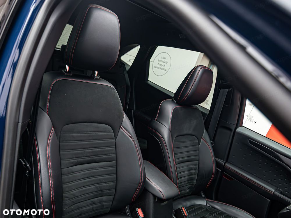 Ford Kuga - 10