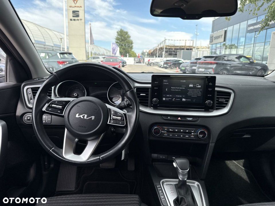Kia XCeed - 12