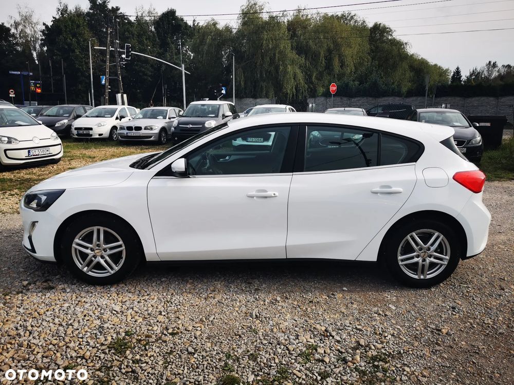 Ford Focus 1.5 EcoBlue STart-Stopp-System TITANIUM - 2