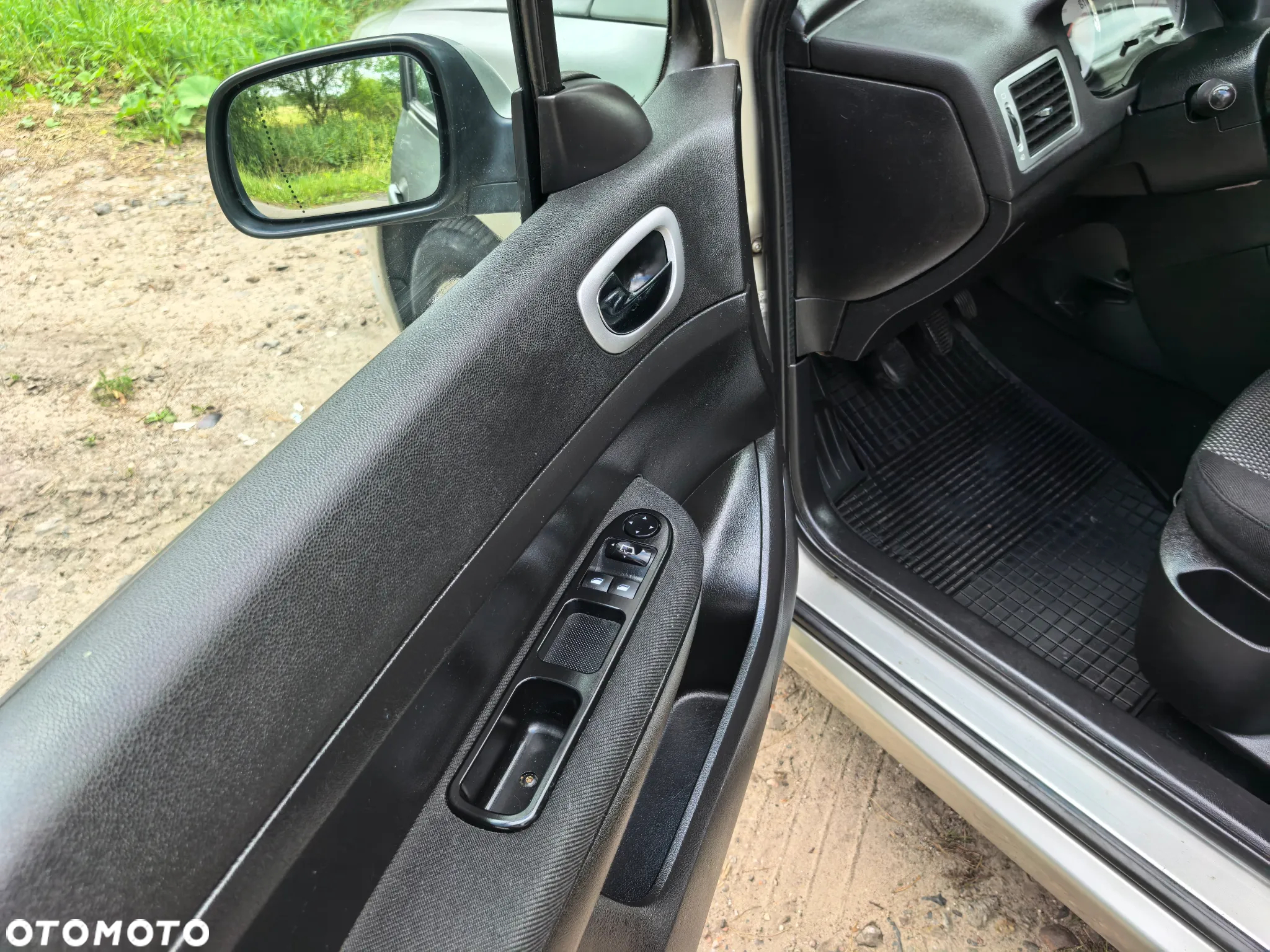 Peugeot 307 1.6 Oxygene - 26