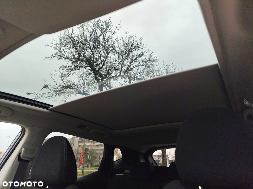 Nissan Qashqai 1.3 DIG-T N-Connecta EU6d - 26