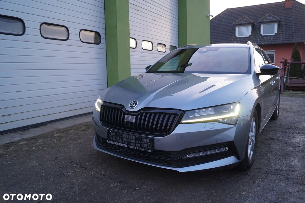 Skoda Superb 2.0 TDI DSG Sportline - 5