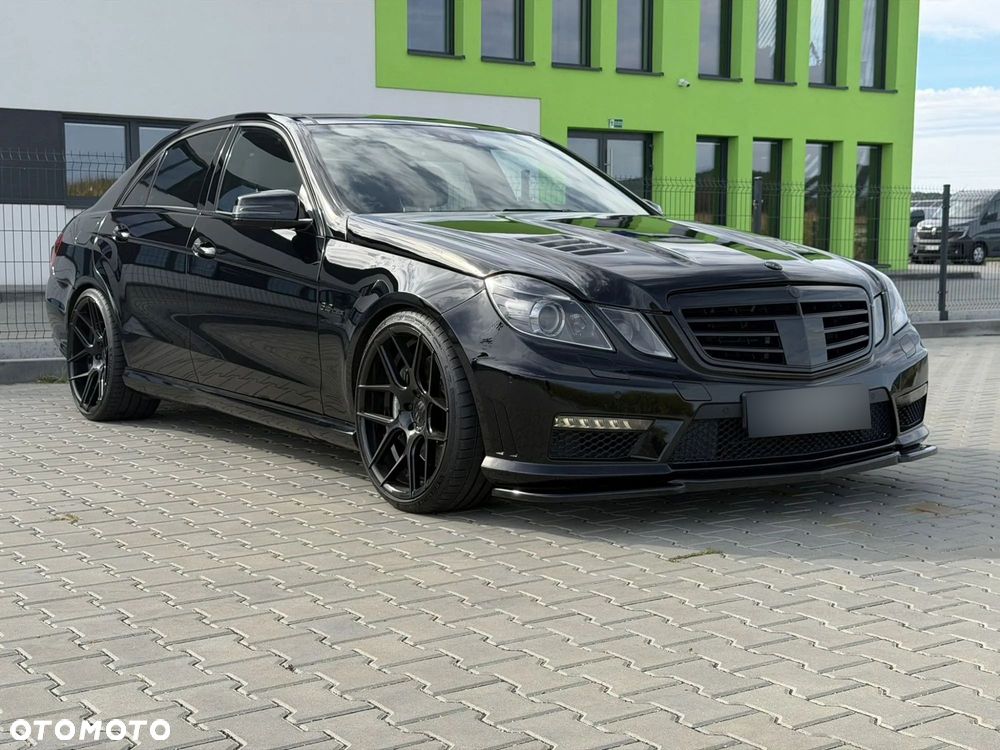 Mercedes-Benz Klasa E 63 AMG AMG Speedshift 7G-MCT - 1