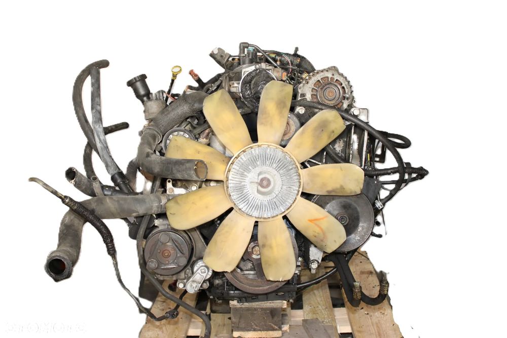 SILNIK 6.0L V8 LQ4 + SKRZYNIA AUTOMAT 4L80-E/CHEVROLET SILVERADO 2500 2001 - 2