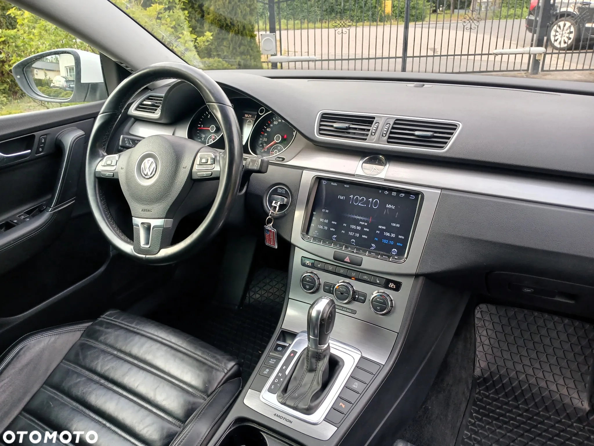Volkswagen Passat Variant 2.0 TDI DSG BlueMotion Technology Highline - 31