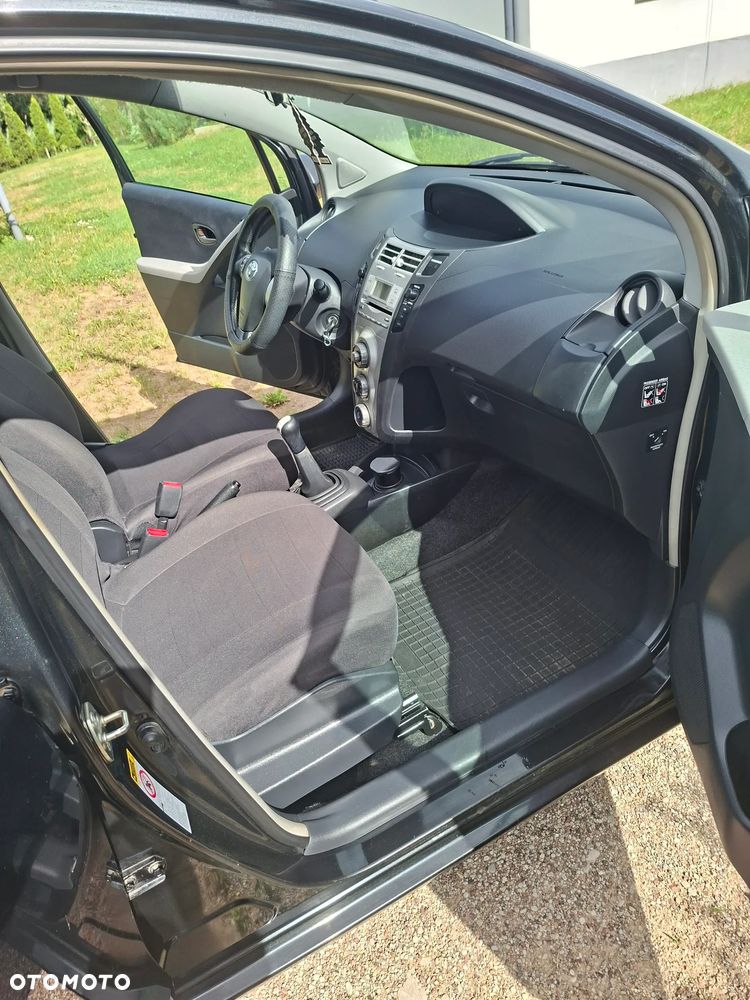 Toyota Yaris 1.3 Luna - 13
