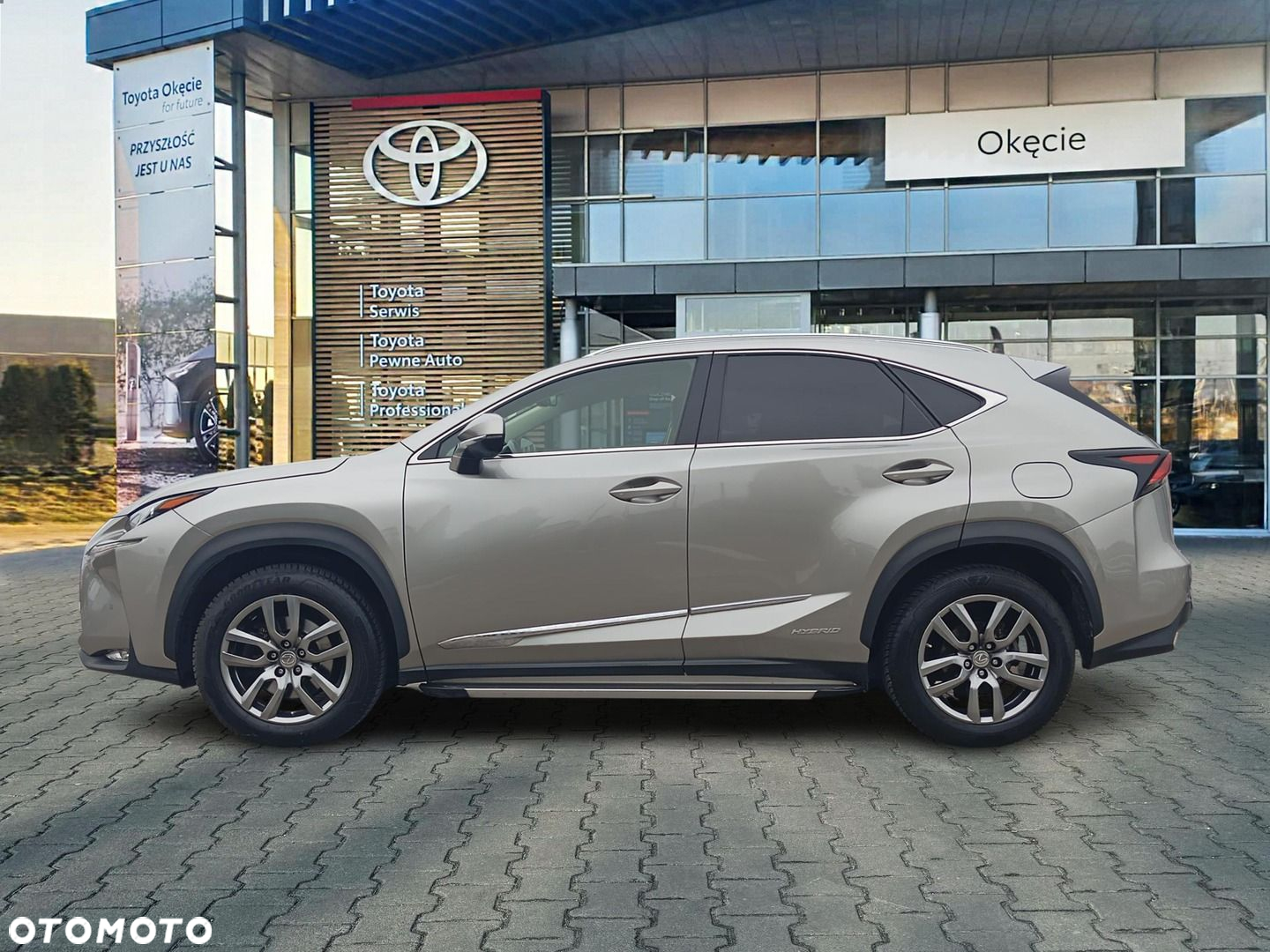 Lexus NX 300h Comfort AWD - 2