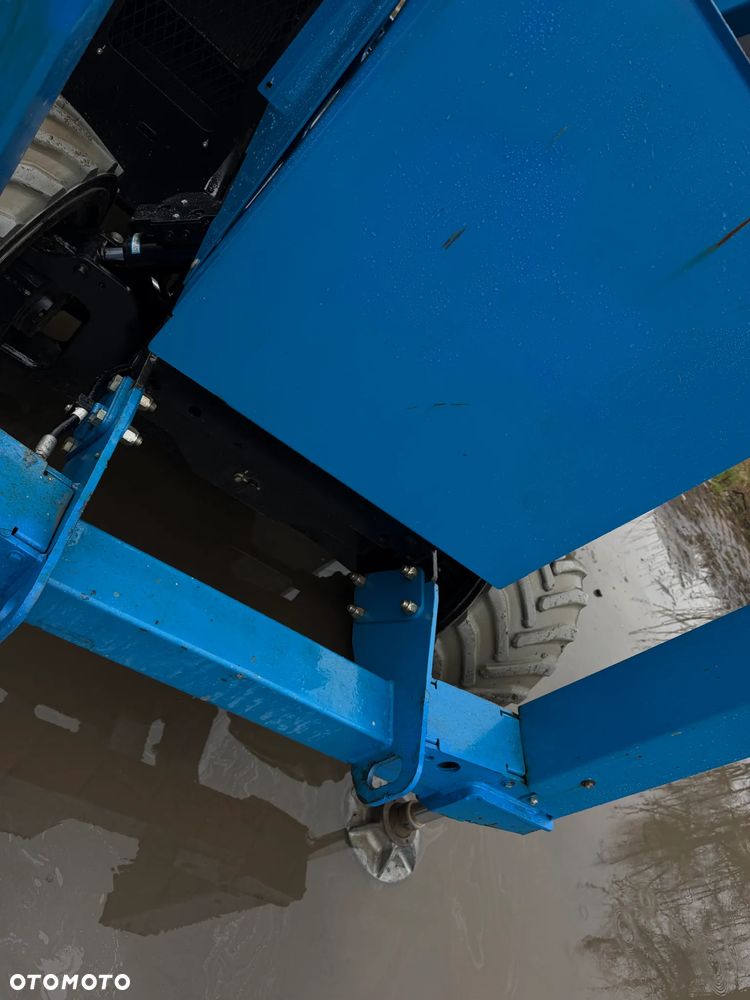 Genie Zwyżka Terenowa GS-4069RT Podnośnik Nożycowy Dźwig 14,5 metra jak Nowa z salonu! 1300 mtg. 2016 rok, Fabryczna przetwornica! 2x Gniazdo 230v góra dół. Pochodzi z Norweskiego urzędu Komuny. Zadbana! 4x4 Silnik Kubota. Zero Luzów i wycieków. Aktualne Serwisy DEKRA BMWT. Wysuwany Balkon. Sterowana z dołu i góry. Okazja Tanio !! Dokumentacja! Bez DPF, adBLUE - 35