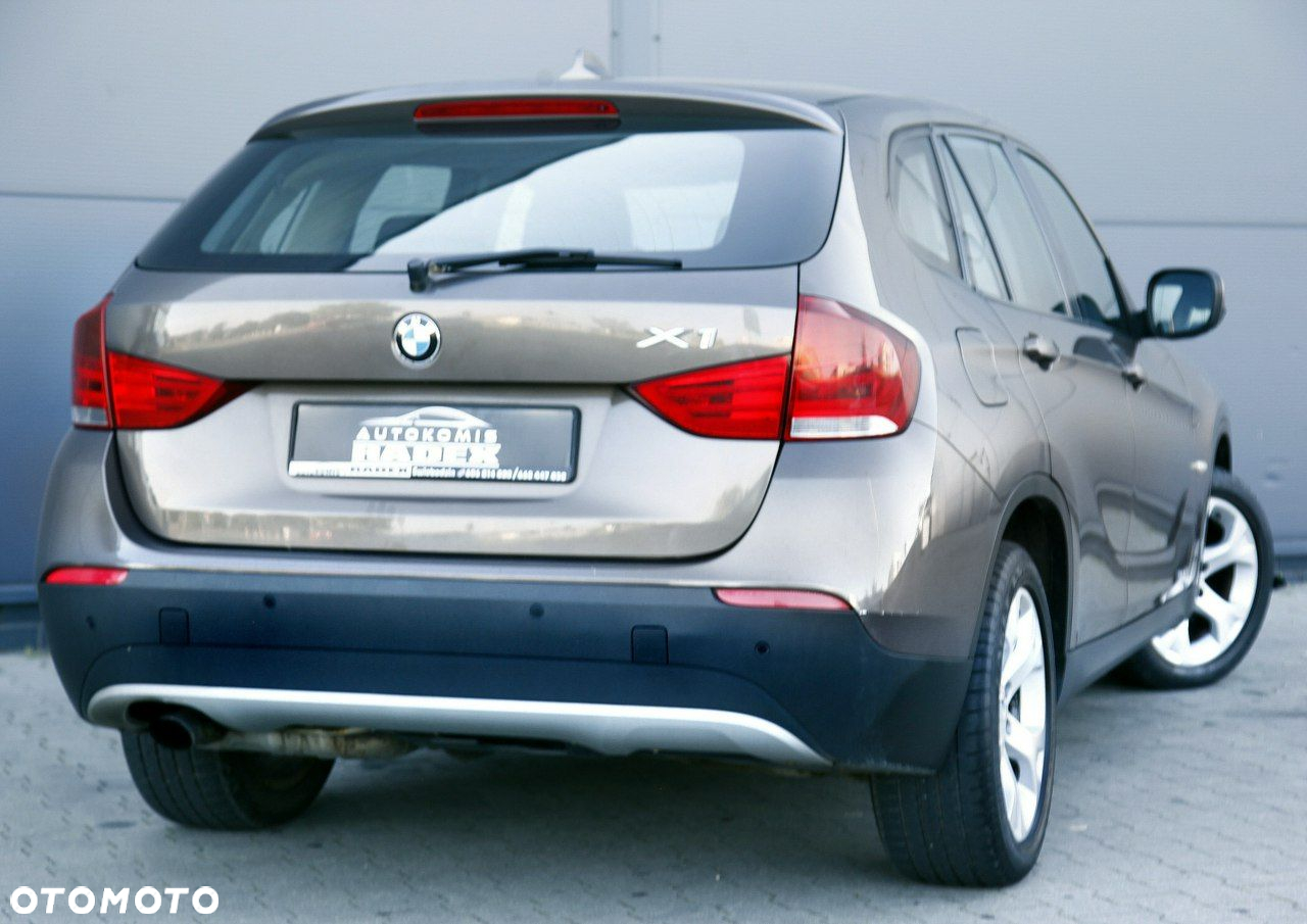 BMW X1 sDrive18i - 22