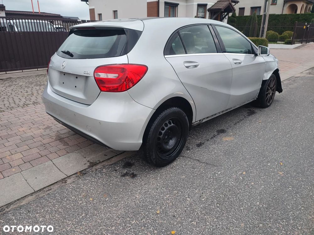 Mercedes-Benz Klasa A 180 d Progressive - 16