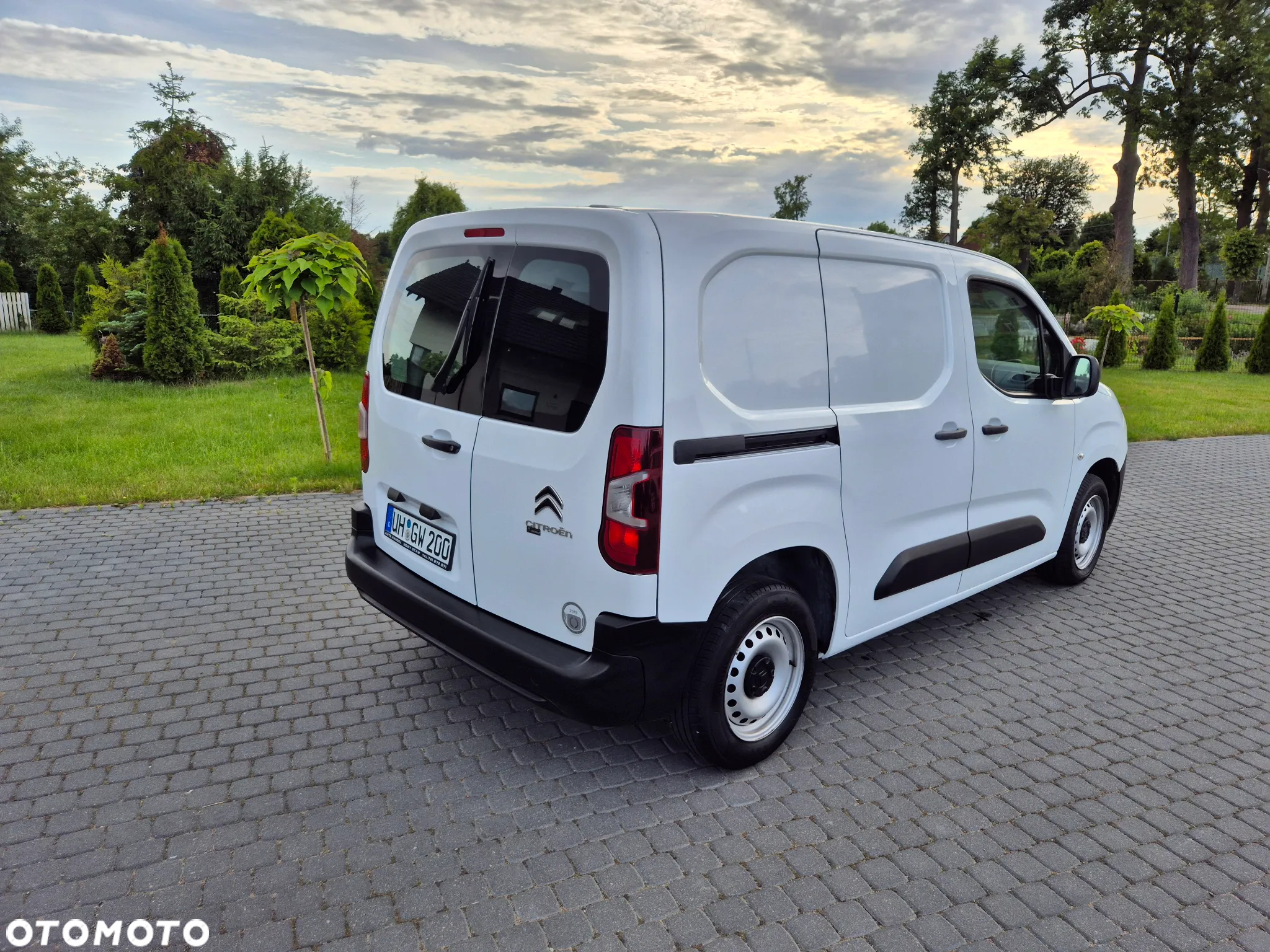 Citroën BERLINGO - 16