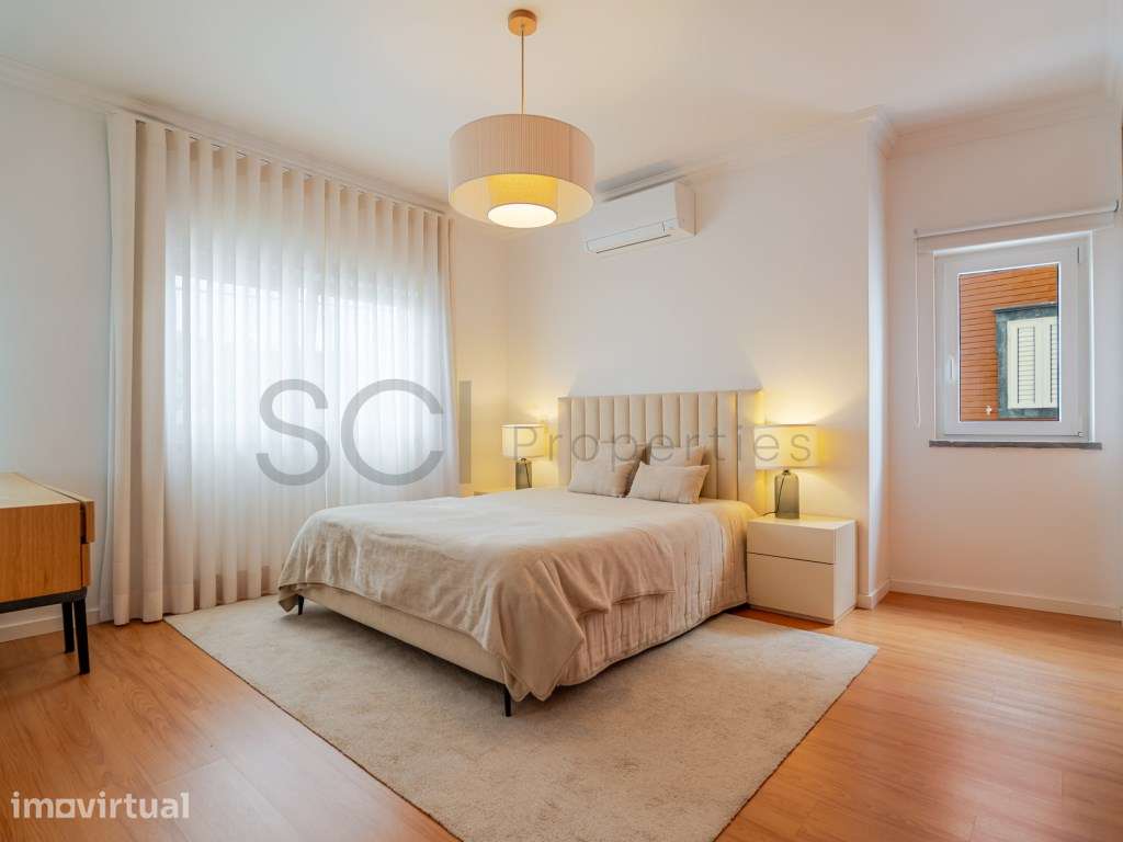 Moradia Isolada renovada T3+2 Quintinhas Cave sótão e pronta a habitar - Grande imagem: 4/60