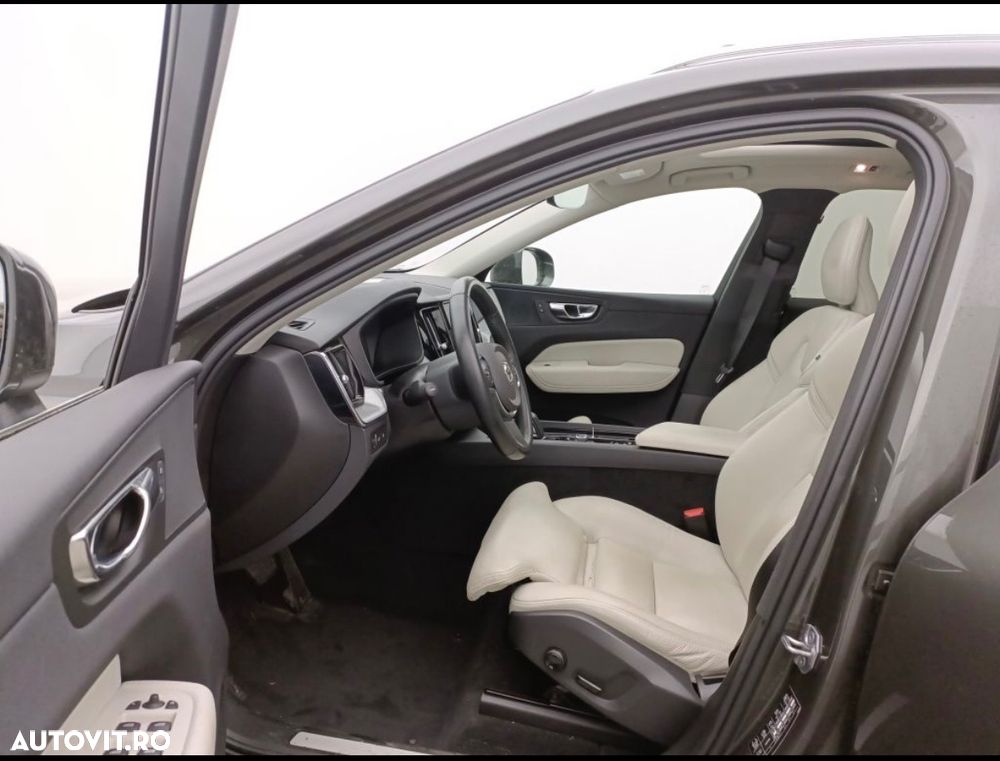 Volvo XC 60 T8 Twin Engine AWD Inscription - 5