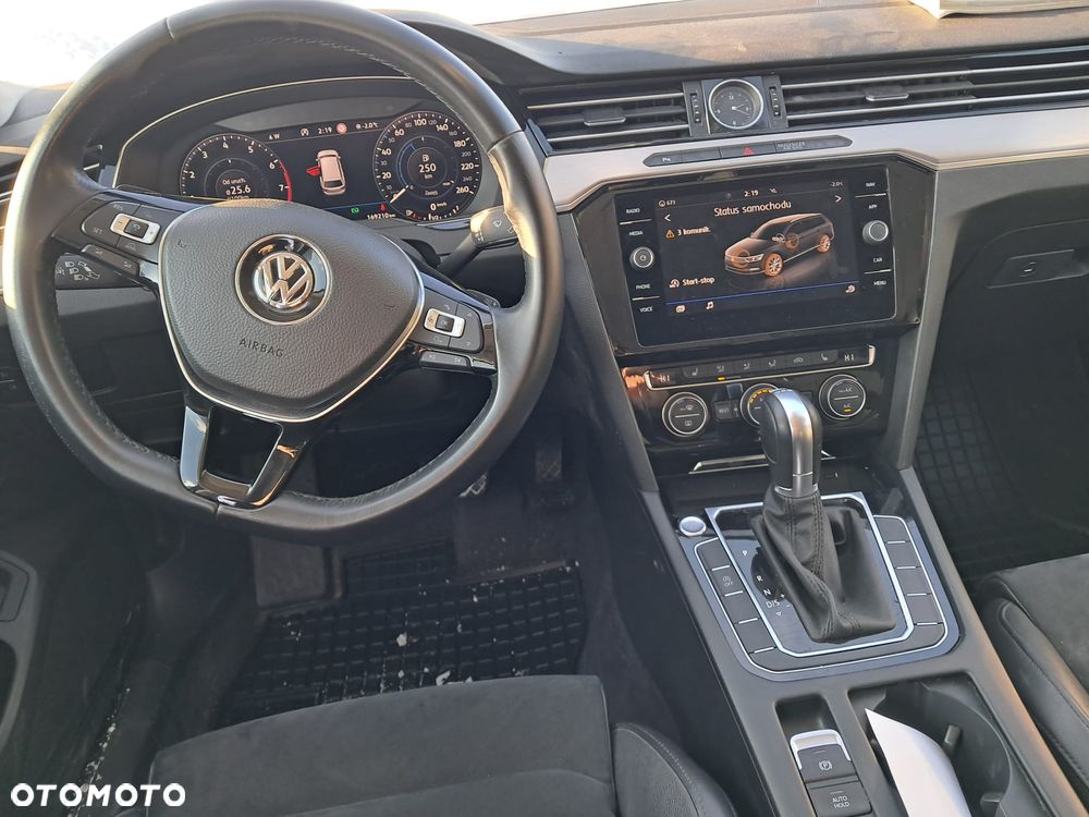 Volkswagen Passat 1.4 TSI ACT (BlueMotion Technology) DSG Highline - 9