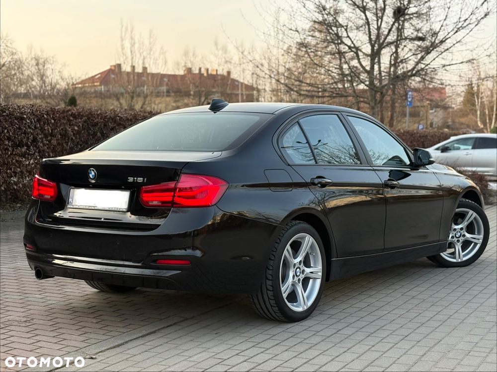 BMW Seria 3 318i - 2