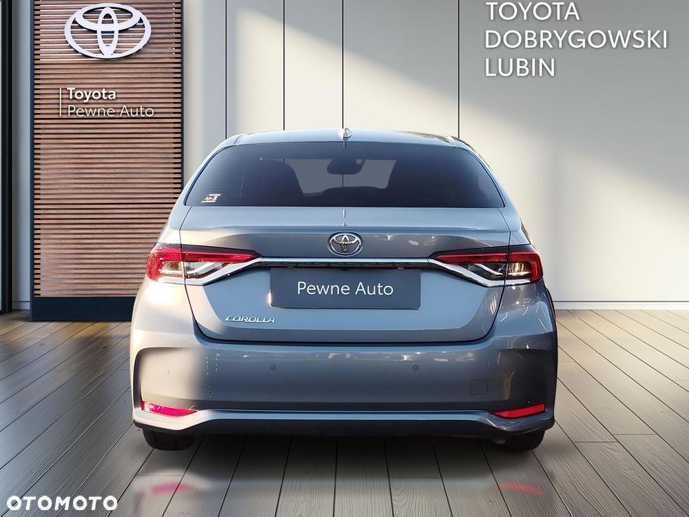 Toyota Corolla - 4