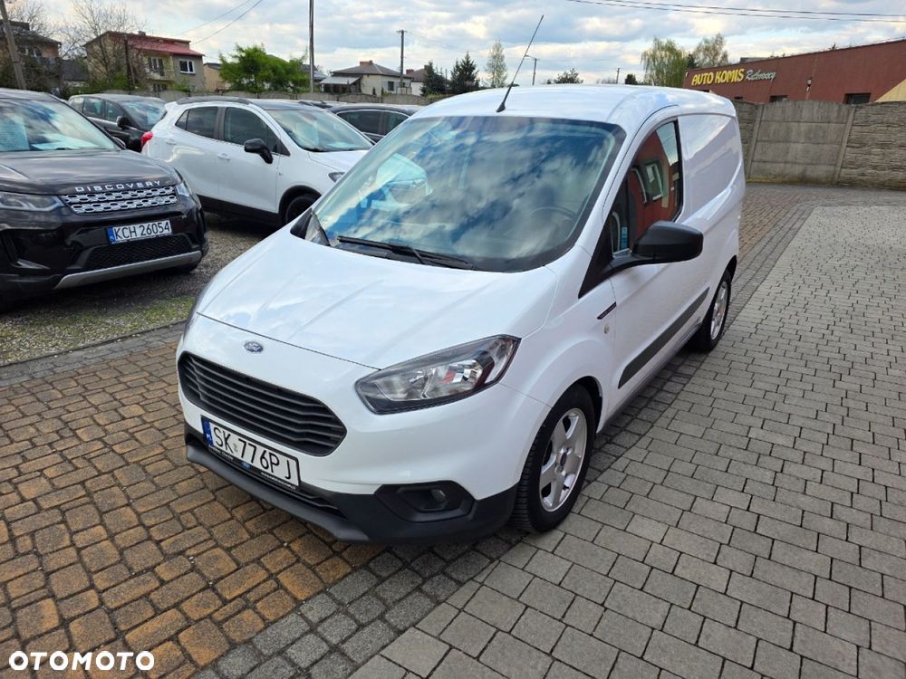 Ford Transit Courier - 1