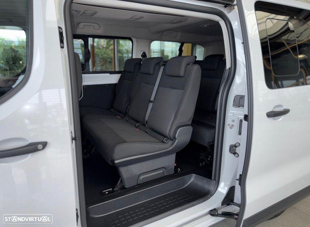 Peugeot e-Expert 75 kWh Semi-Vidrado Premium Long - 17