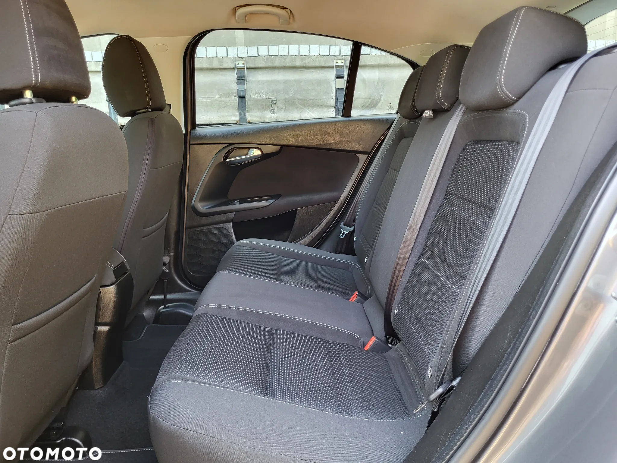 Fiat Tipo 1.4 T-Jet 16v Lounge - 24