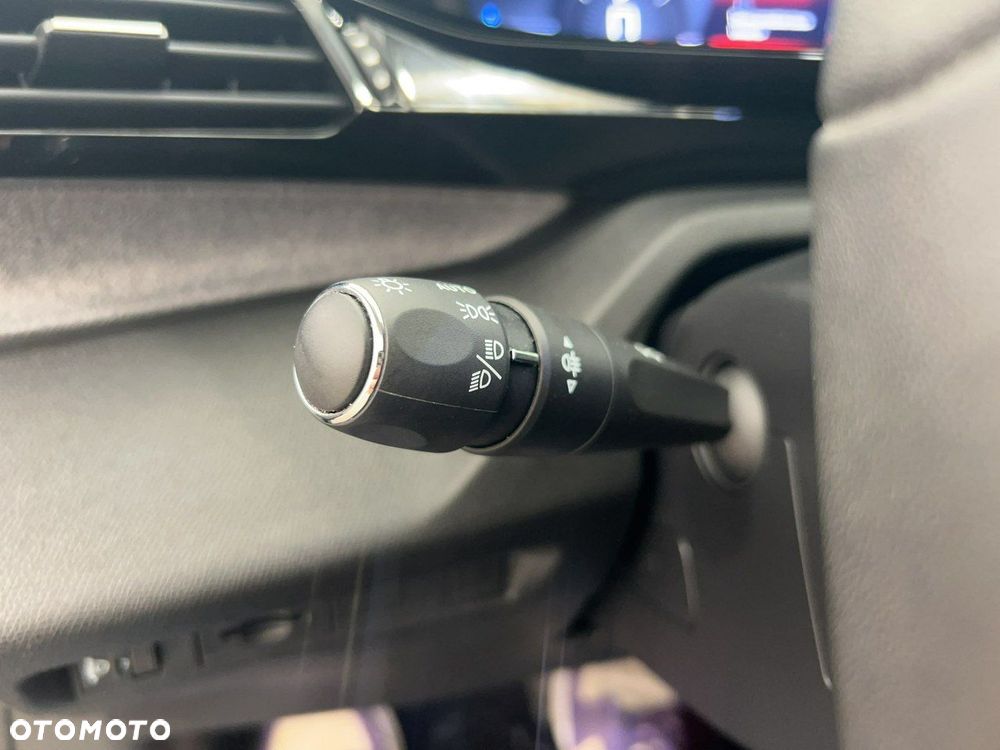 Peugeot 308 1.5 BlueHDi Business S&S EAT8 - 25