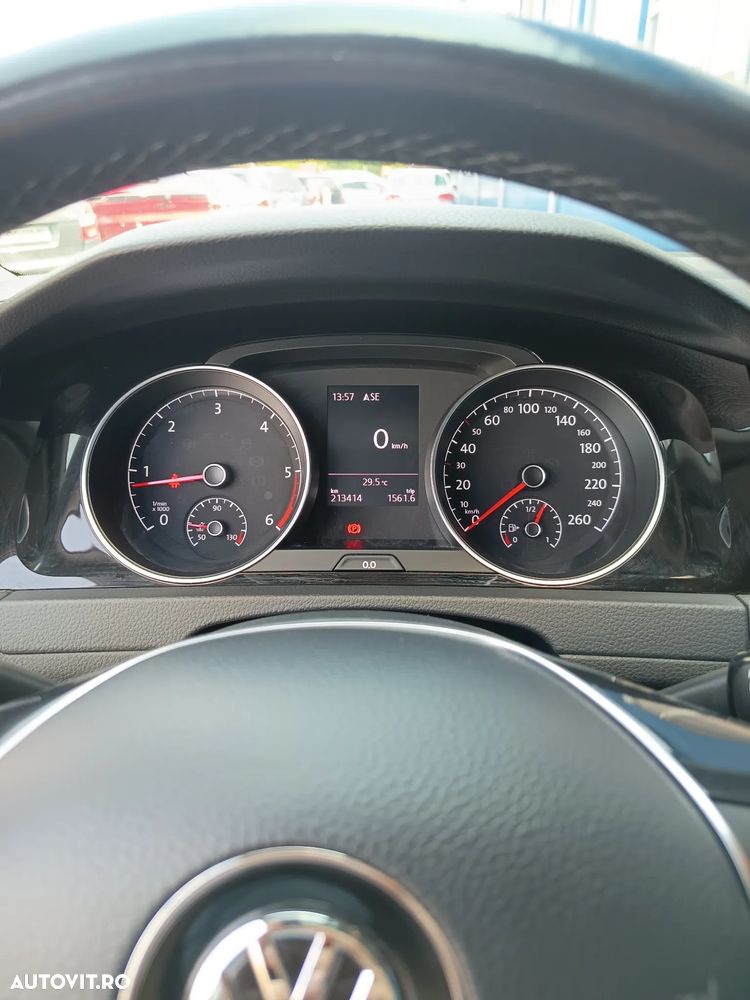 Volkswagen Golf - 13