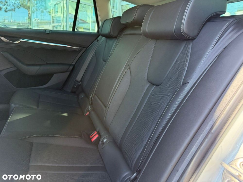 Skoda Octavia 2.0 TDI Style DSG - 13