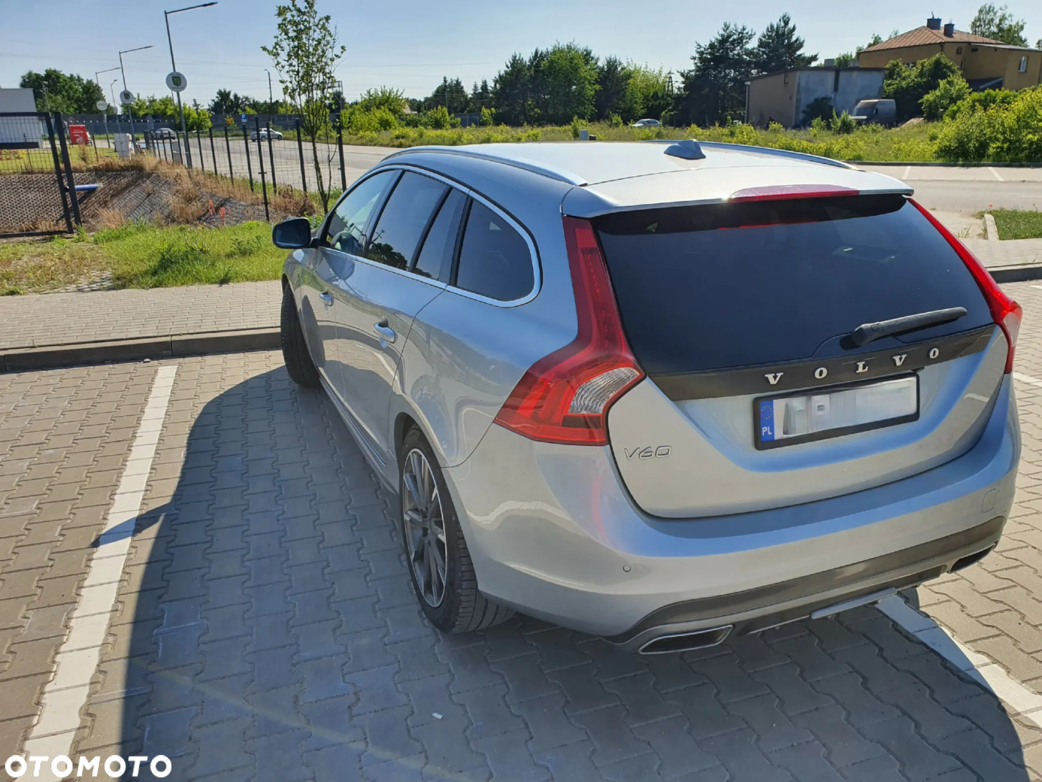 Volvo V60 D4 Drive-E R-Design Summum - 9