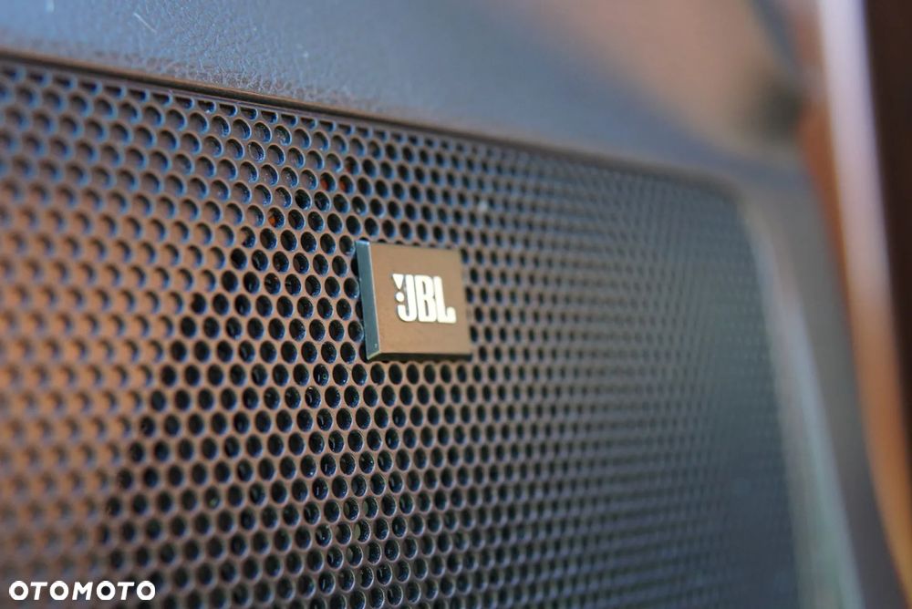 Toyota Tundra 5.7 4x2 Double Cab Limited - 25