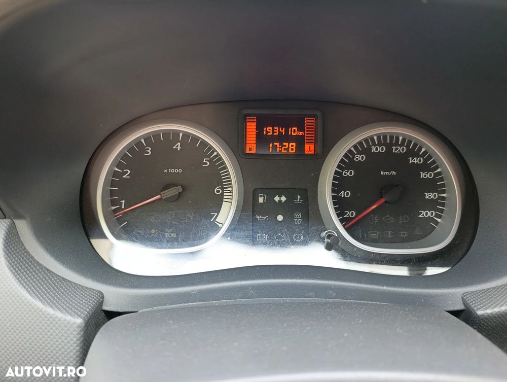 Dacia Duster 1.5 dCi 4x2 Laureate - 13