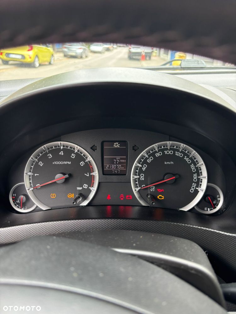 Suzuki Swift 1.2 Dualjet Allgrip Comfort - 10