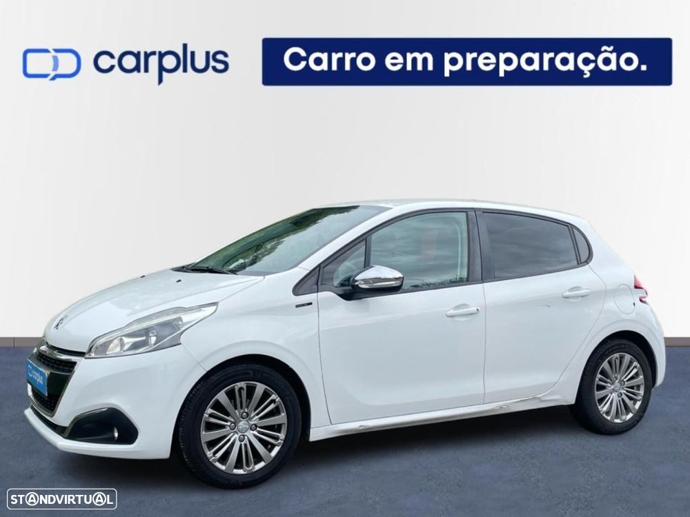 Peugeot 208 1.2 PureTech Signature - 1