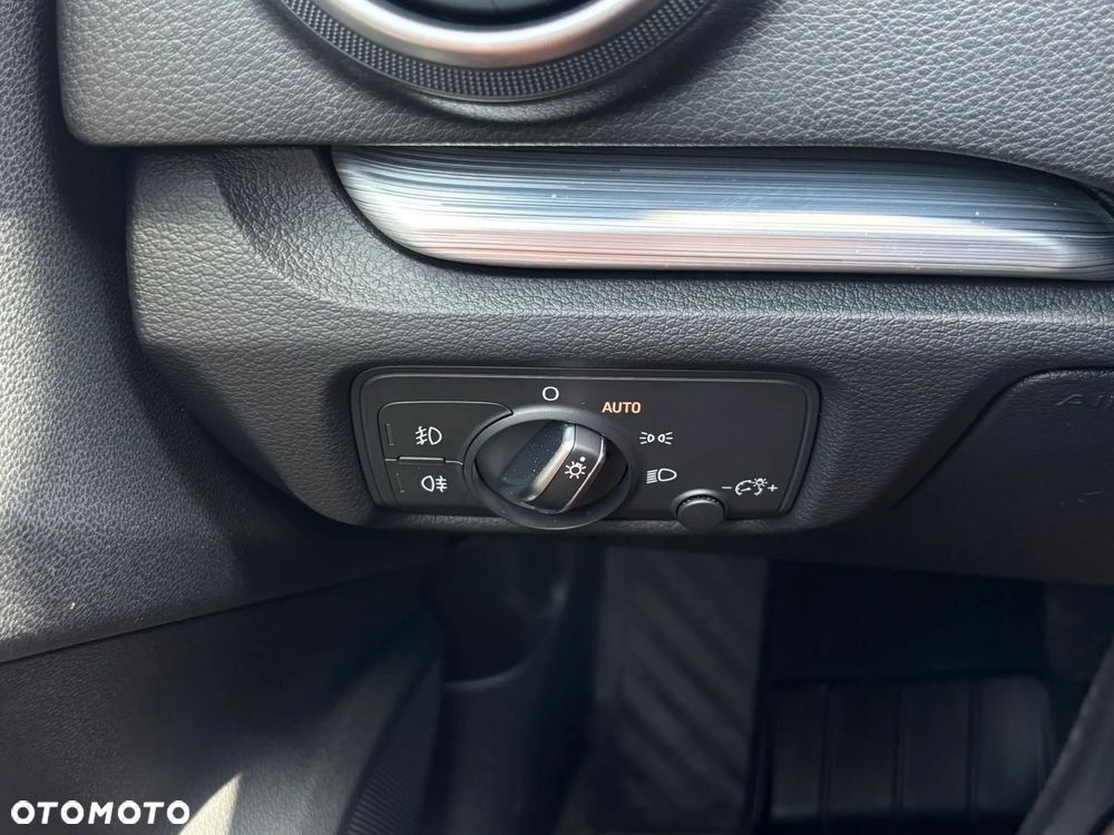 Audi A3 Sportback 1.4 TFSI S tronic S line Sportpaket - 29