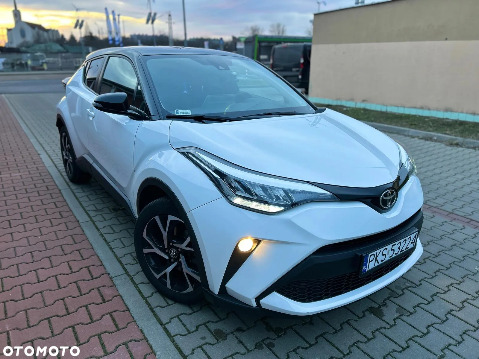Toyota C-HR 1.2 T Comfort - 4