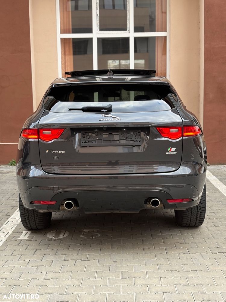 Jaguar F-Pace 30d AWD S - 8