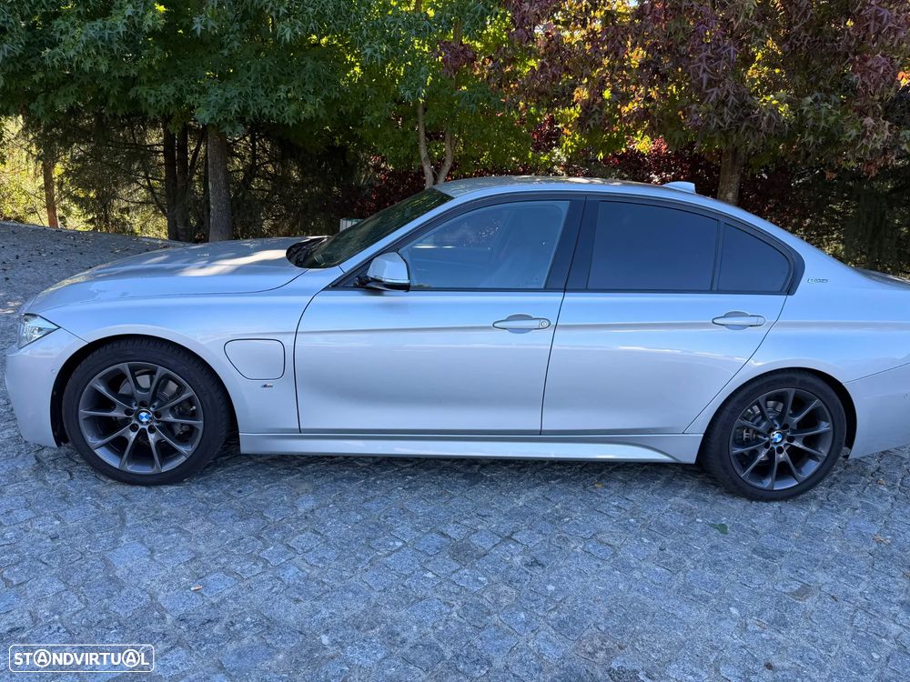 BMW 330 — fotografia 2