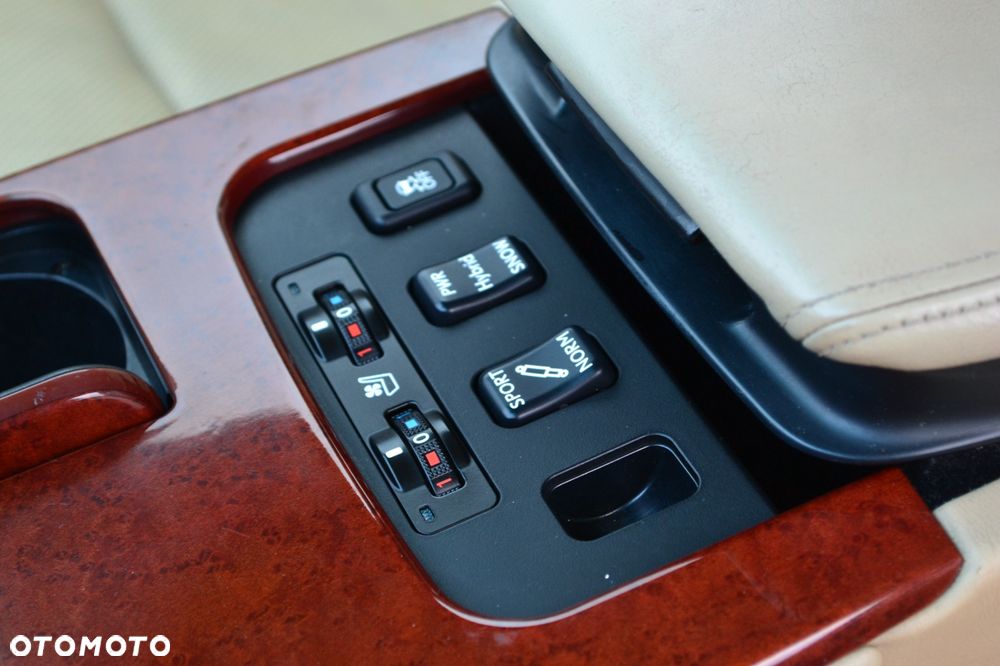 Lexus GS 450h Prestige - 19