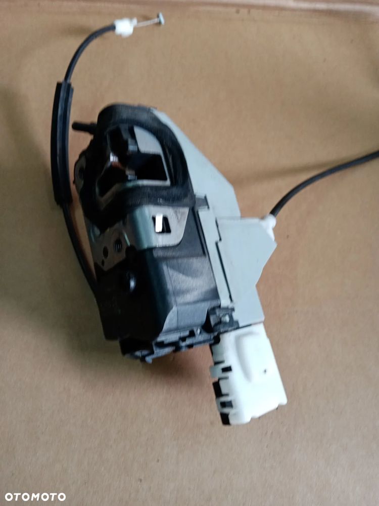 Zamek drzwi lewy tył tylny 6 PIN Citroen C5 III - 3