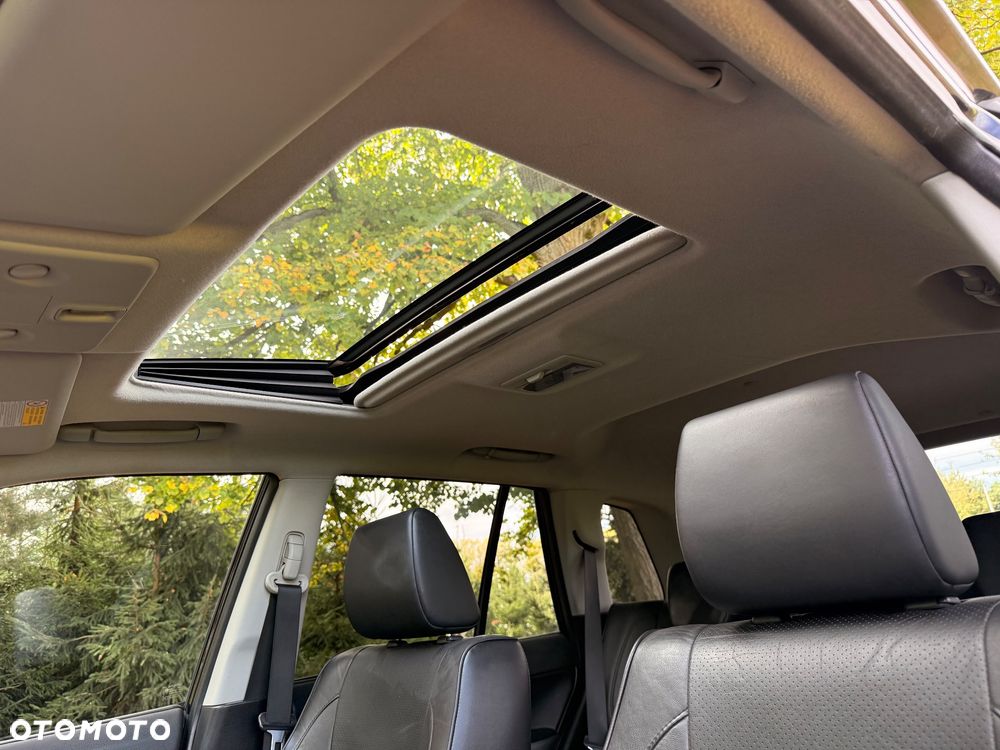 Suzuki Grand Vitara 3.2 V6 Elegance - 22
